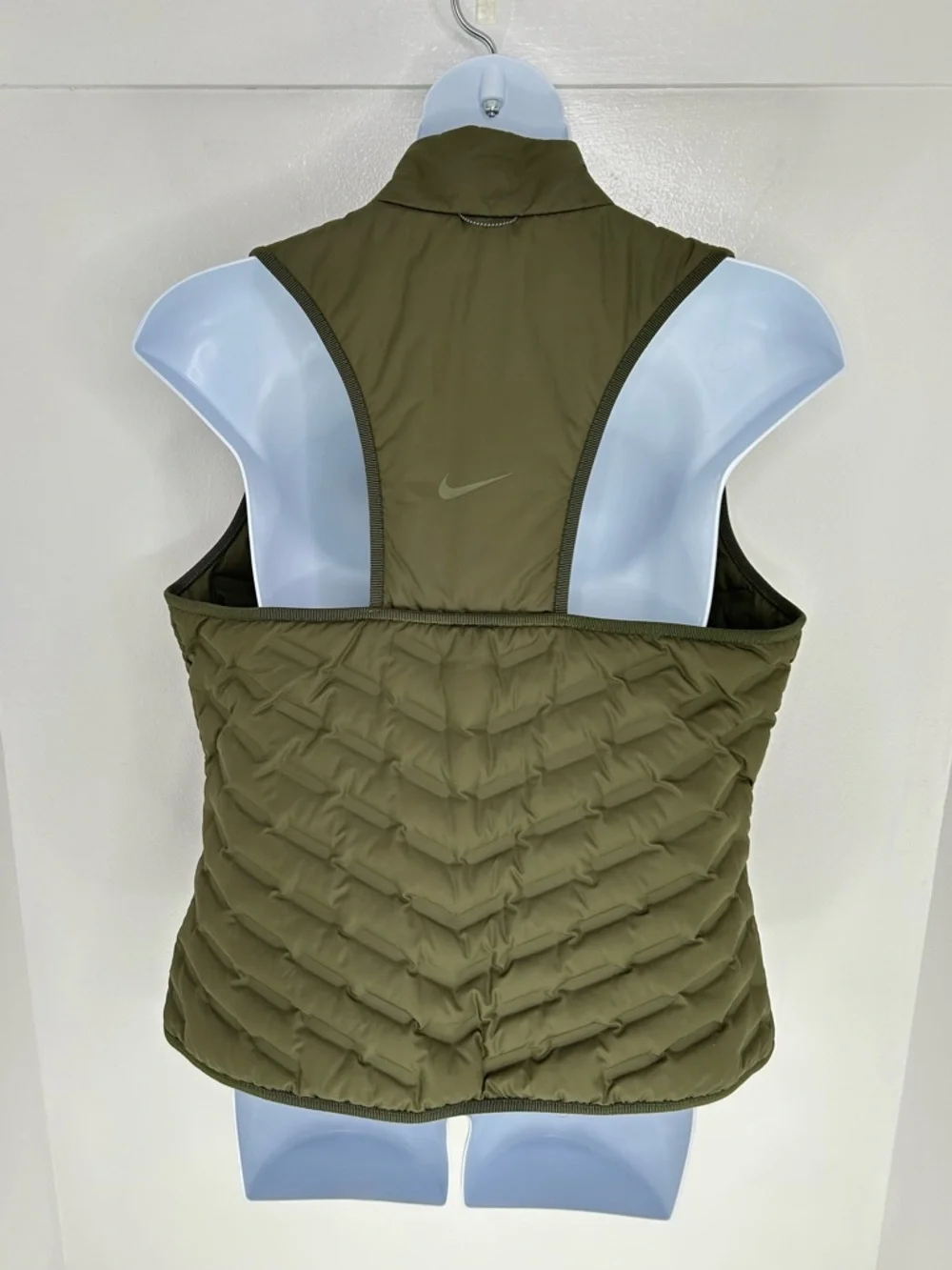 Nike Aeroloft Down Running Vest Womens XL Beige Full Zip‎ Lightweight Active